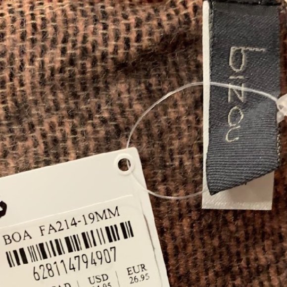 Bizou Rust Rib Scarf - Picture 4 of 4